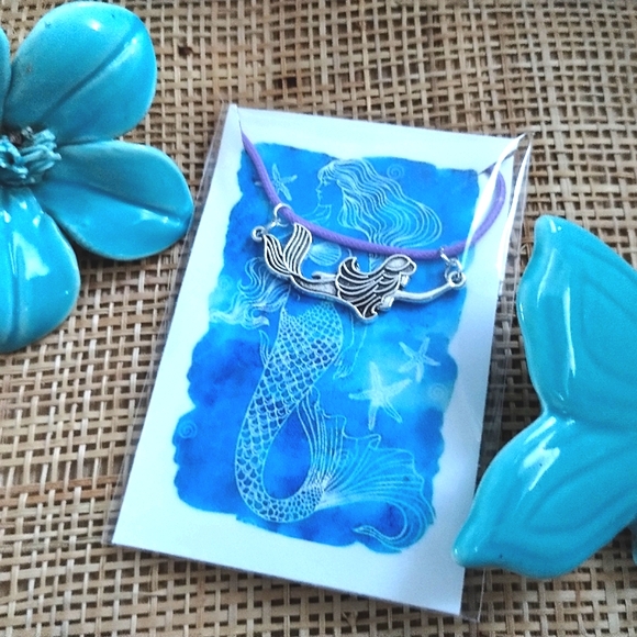 New in package Mermaid Necklace - Picture 1 of 10